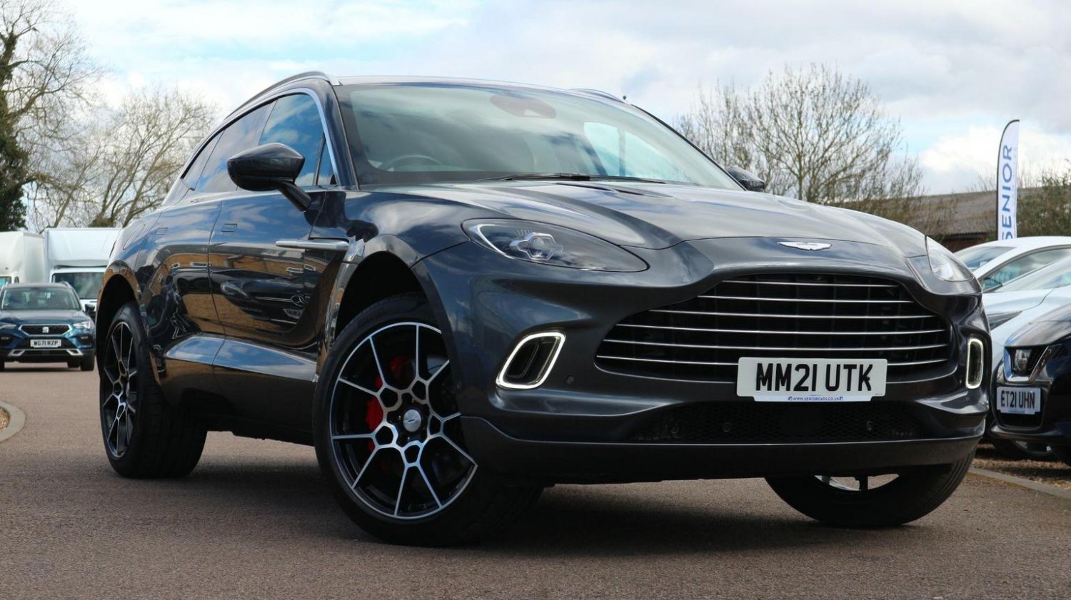 Aston Martin DBX