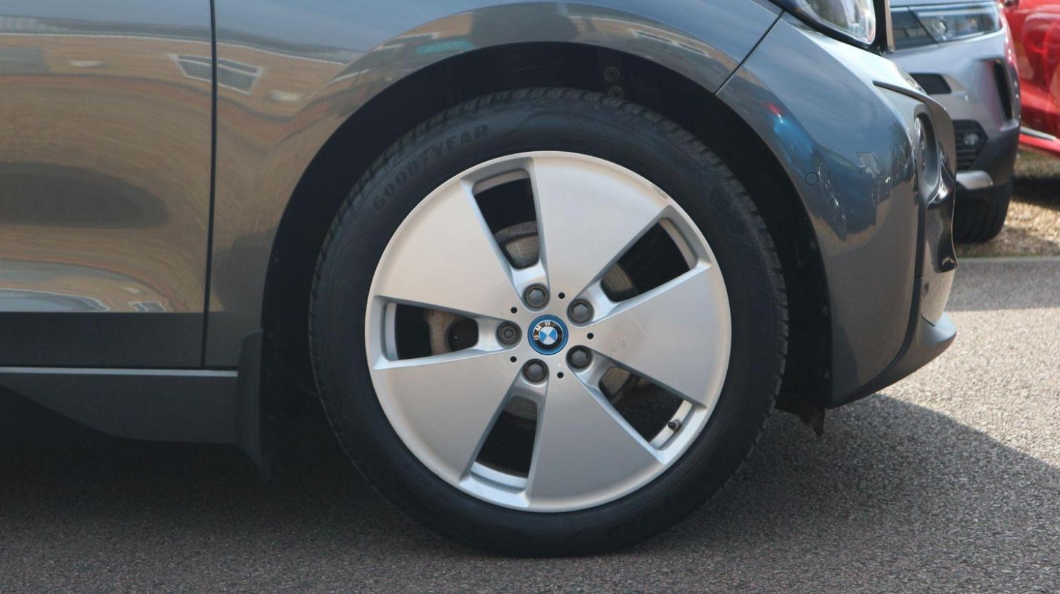 BMW i3
