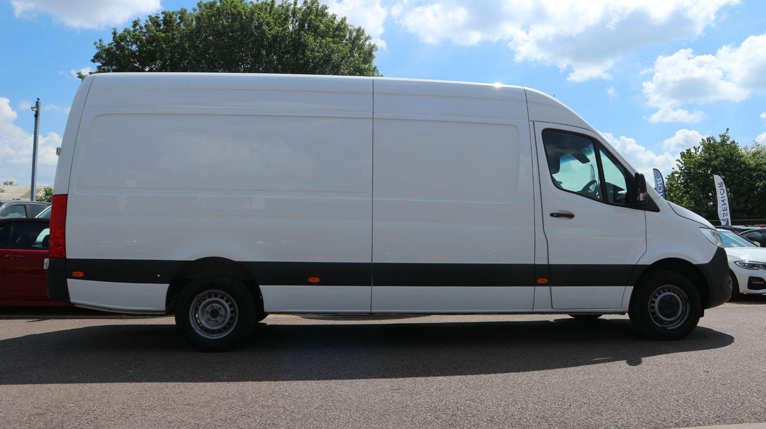 Mercedes Benz Sprinter