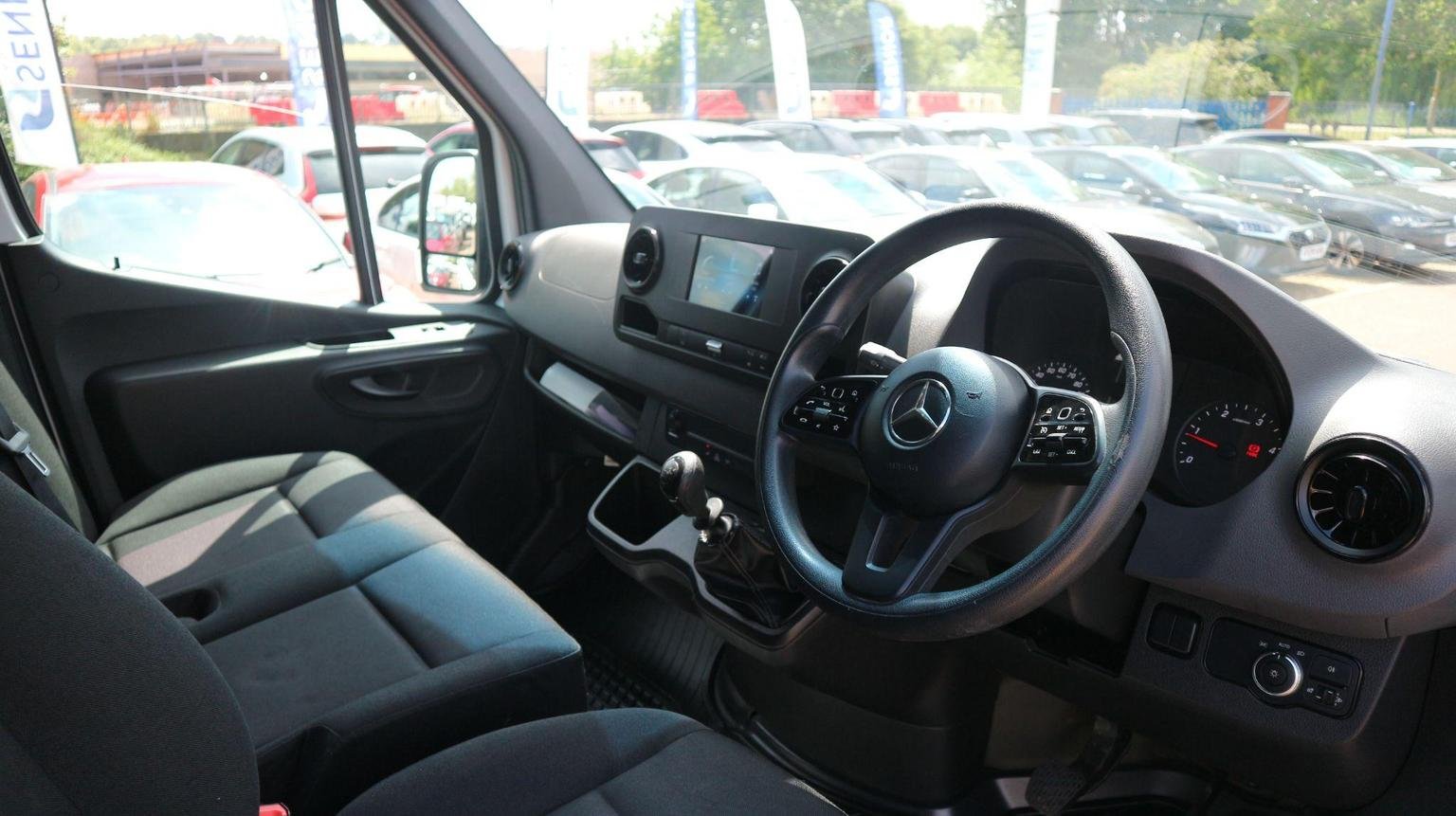 Mercedes Benz Sprinter