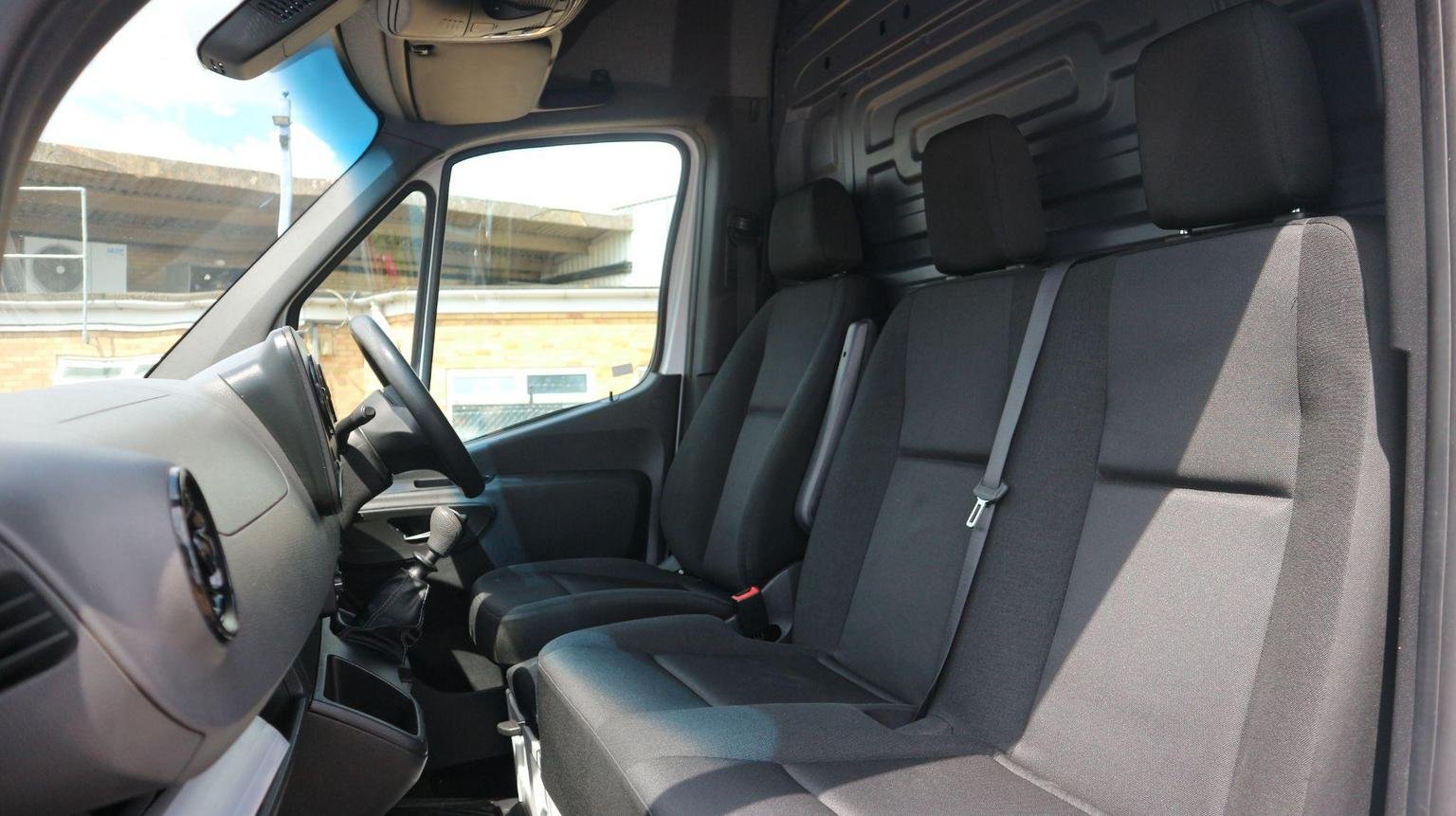 Mercedes Benz Sprinter