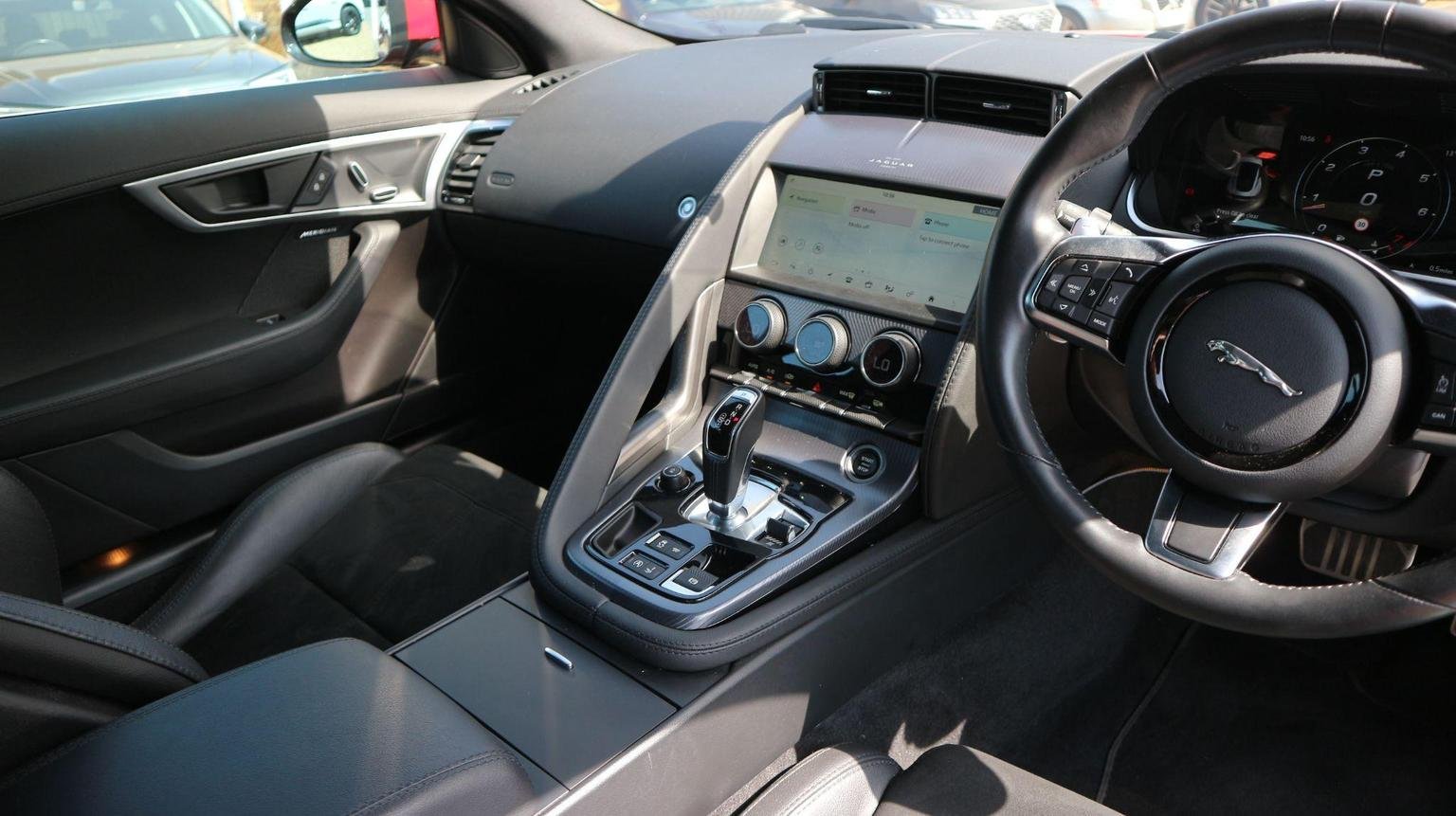 Jaguar F Type