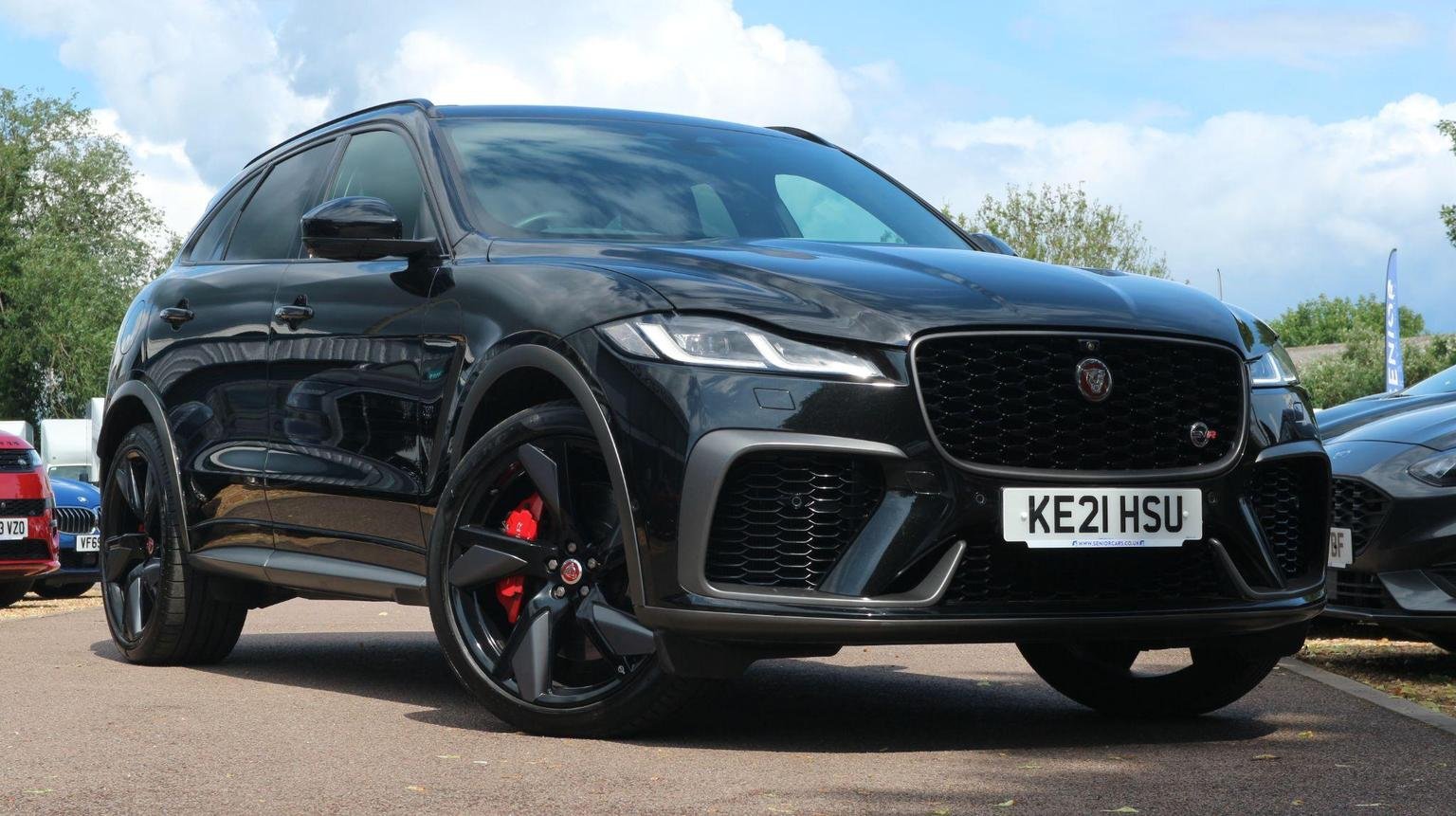 Jaguar F Pace