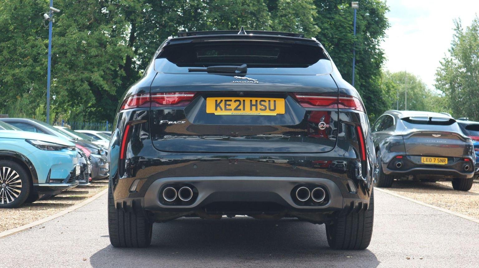 Jaguar F Pace
