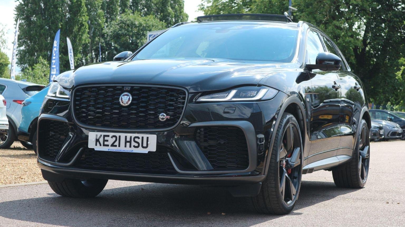 Jaguar F Pace