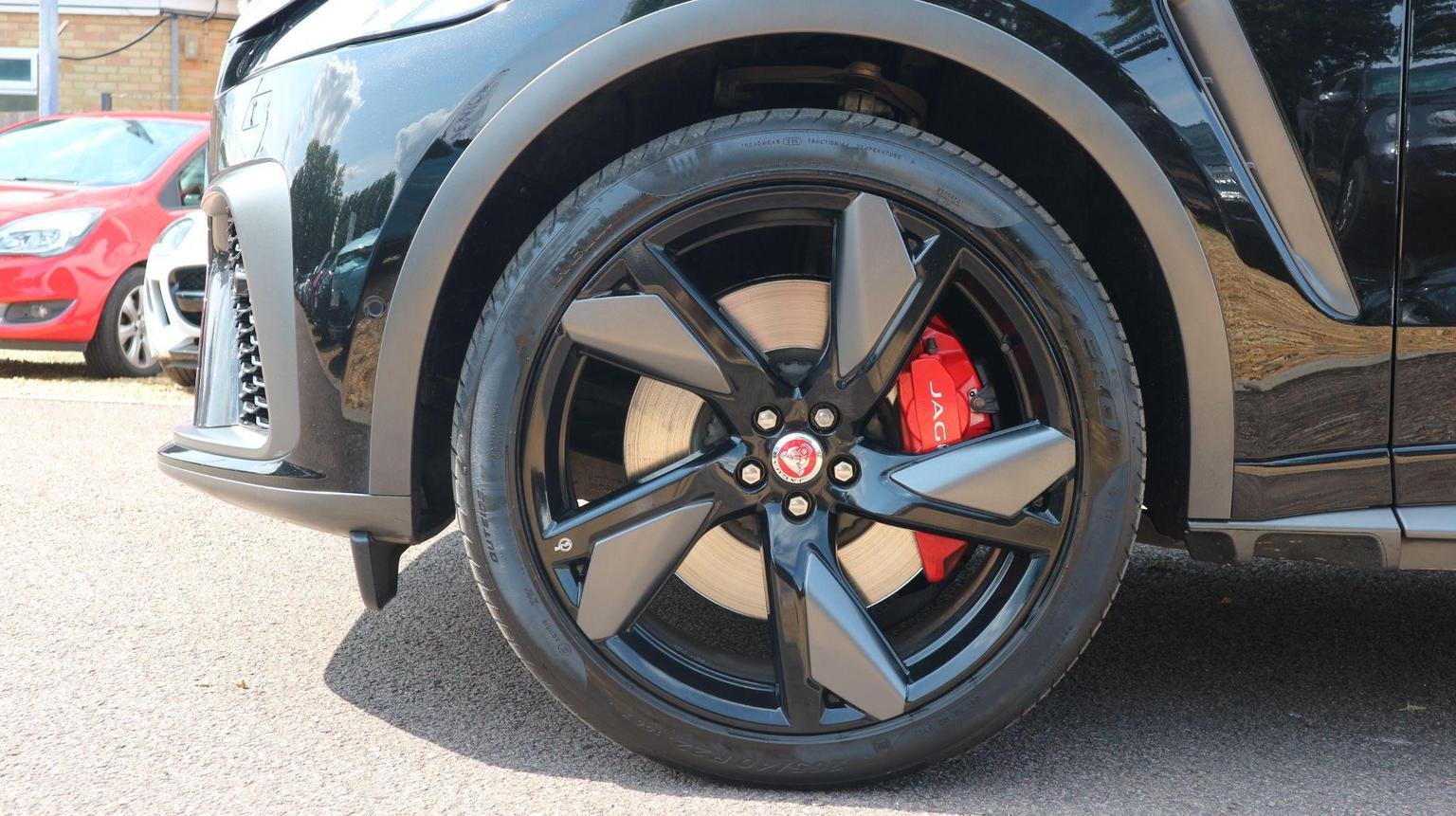 Jaguar F Pace