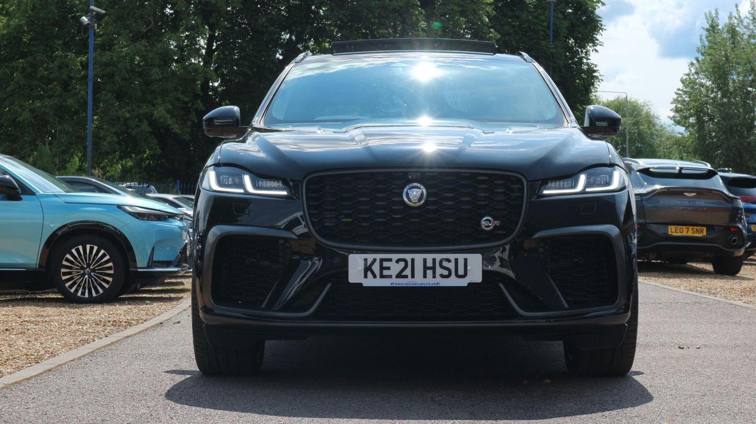 Jaguar F Pace
