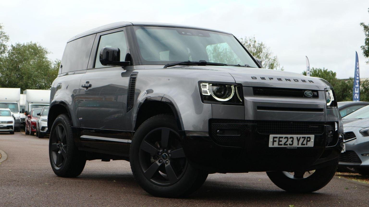 Land Rover 90