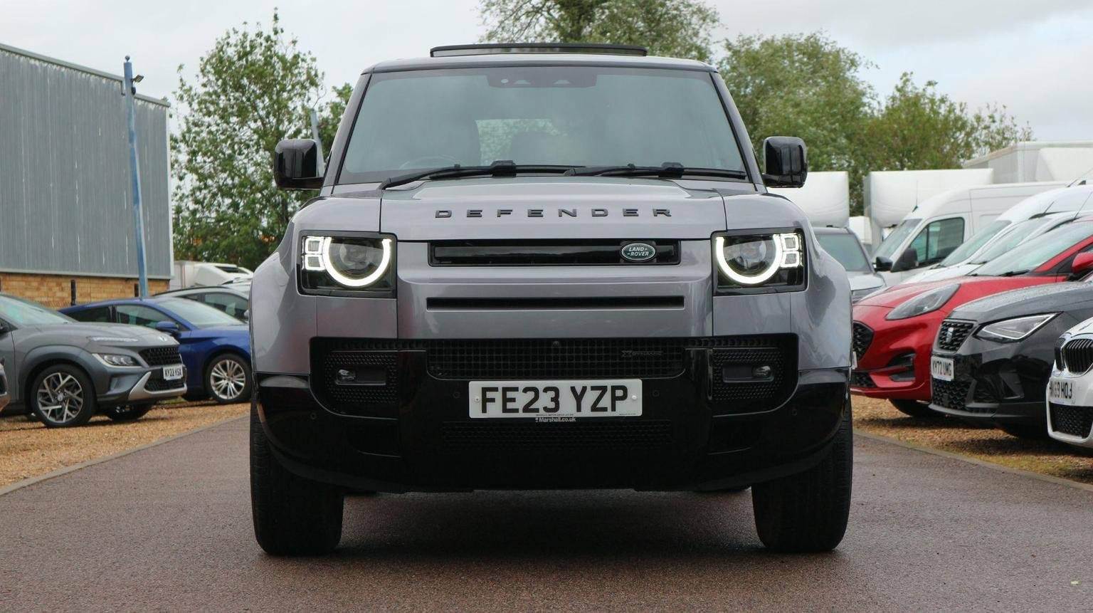 Land Rover 90