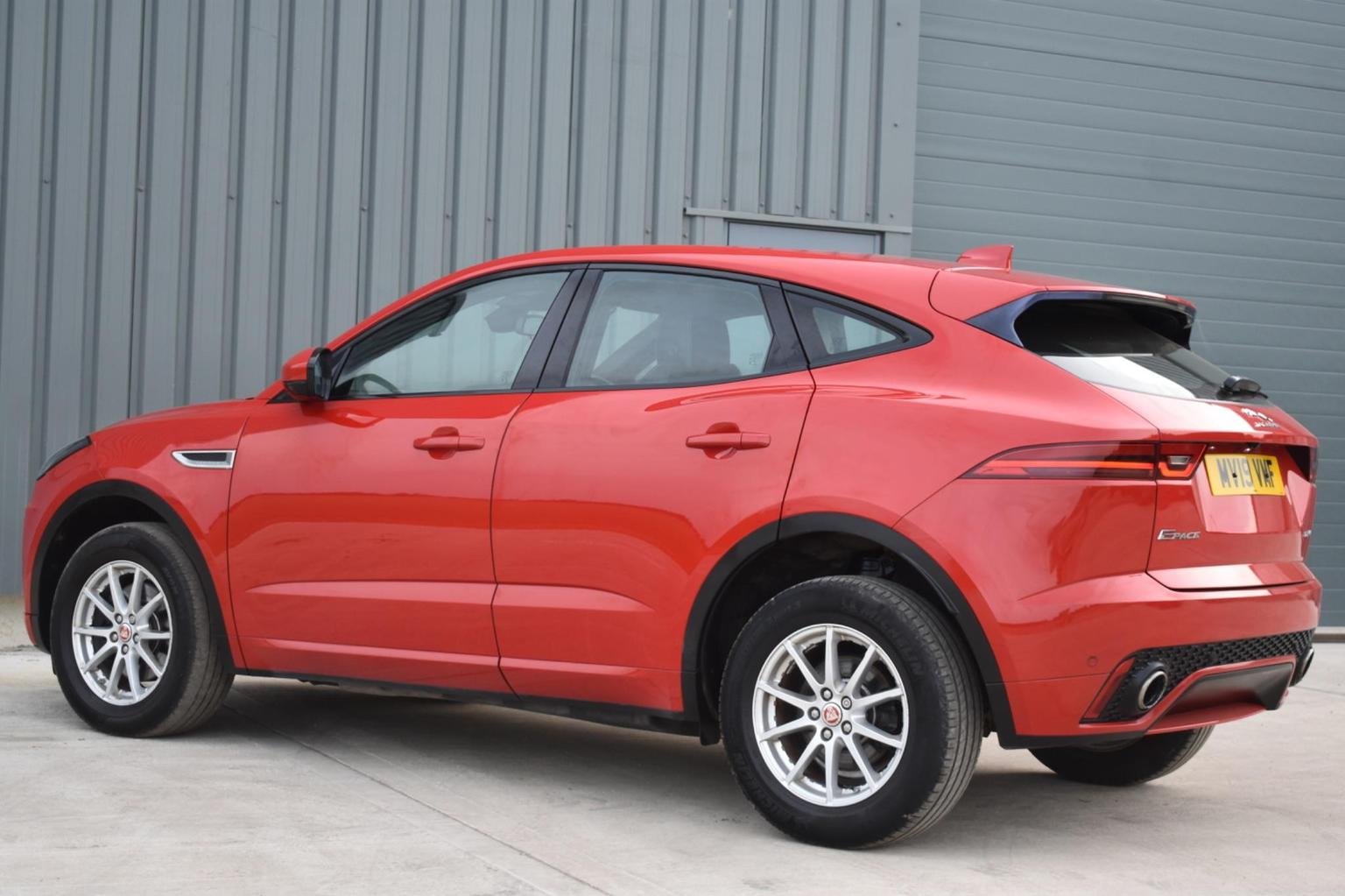 Jaguar E Pace