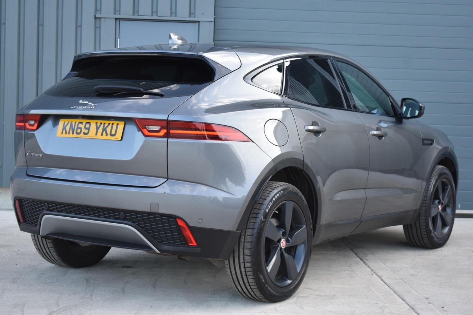 Jaguar E Pace