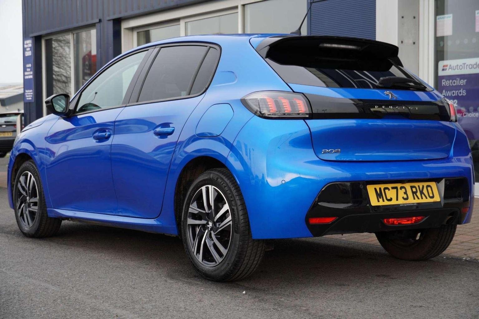 Peugeot 208