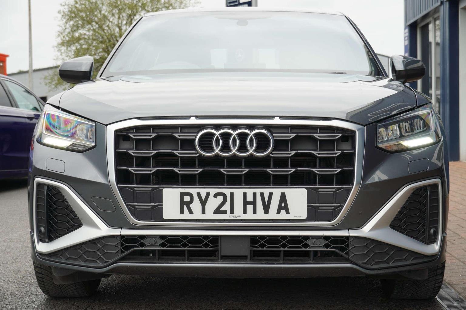 Audi Q2