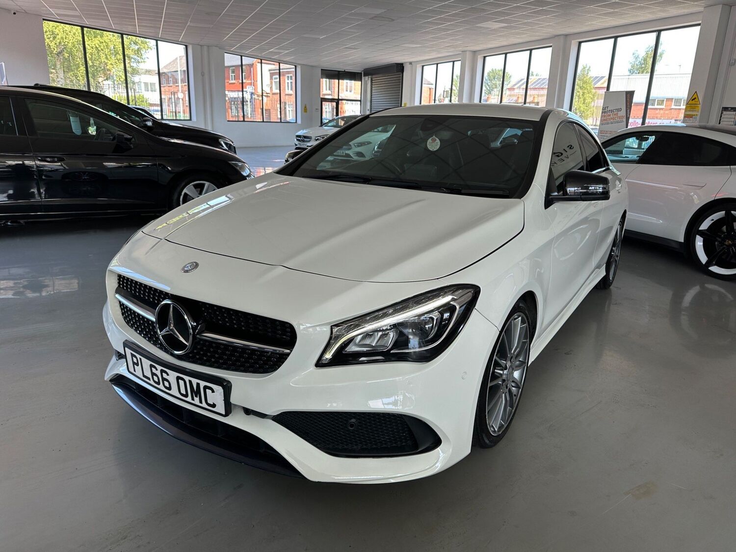 Mercedes Benz CLA