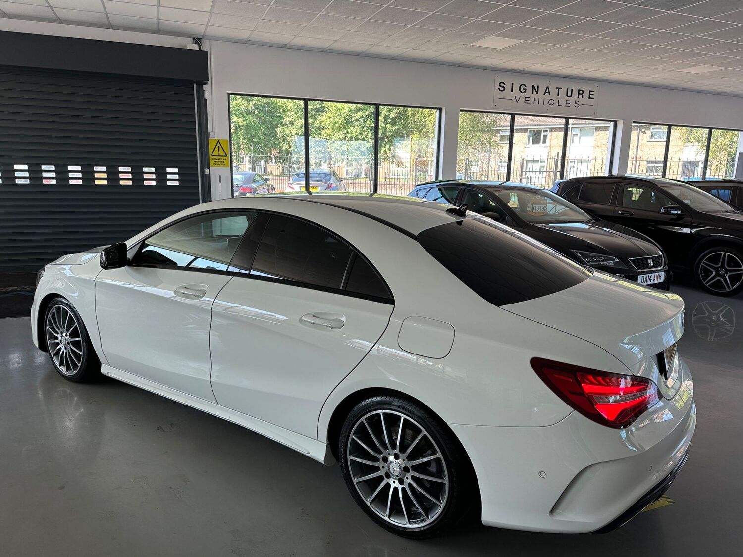 Mercedes Benz CLA
