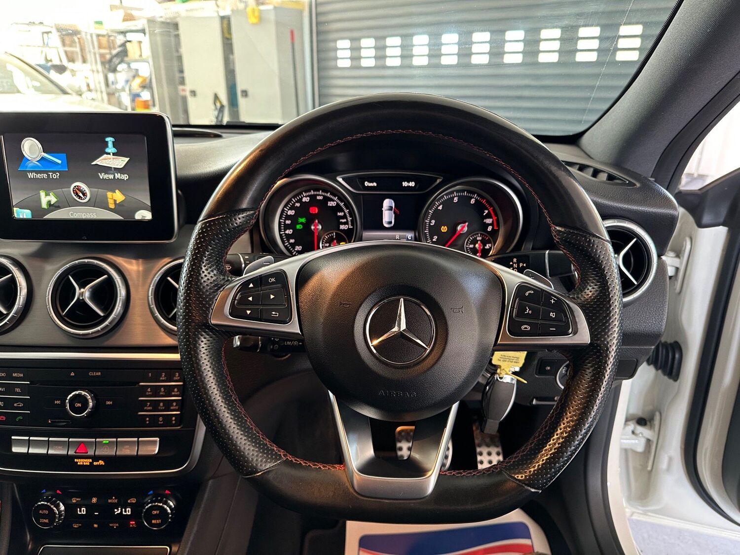 Mercedes Benz CLA