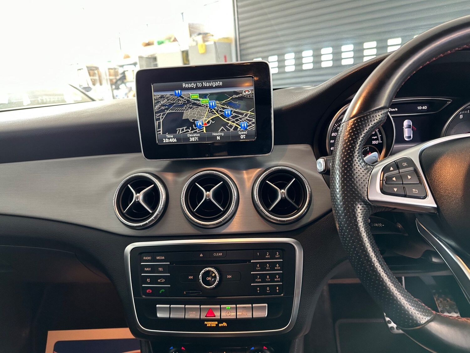 Mercedes Benz CLA