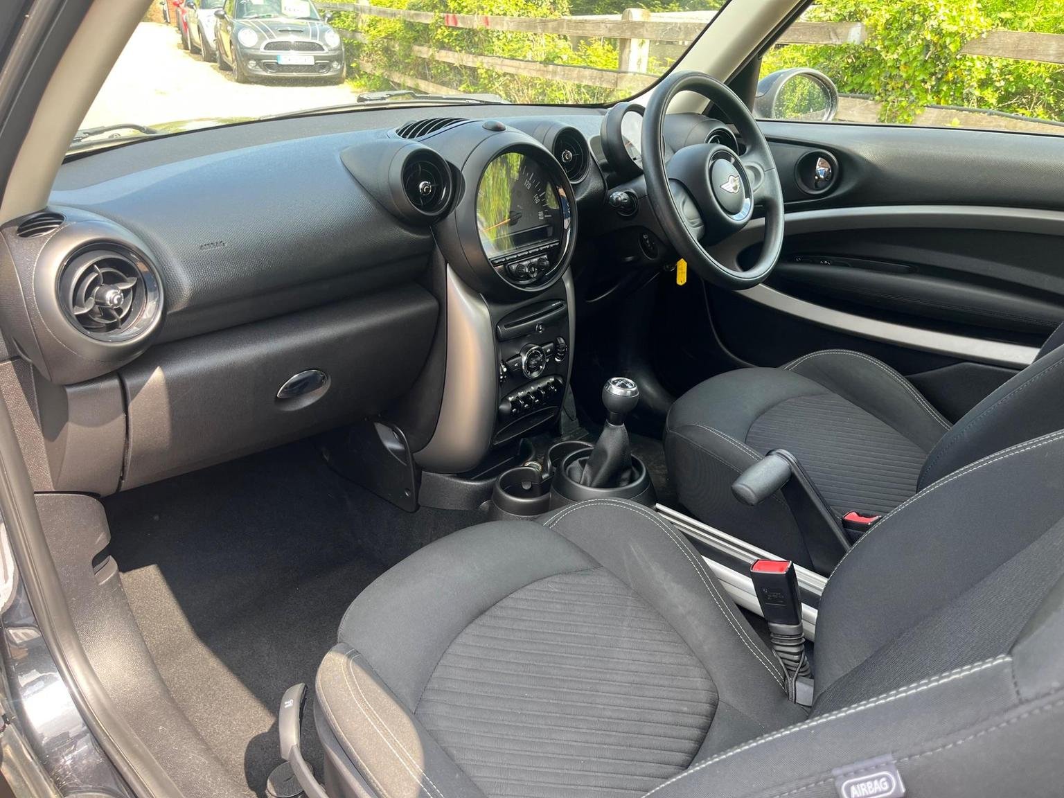MINI Paceman