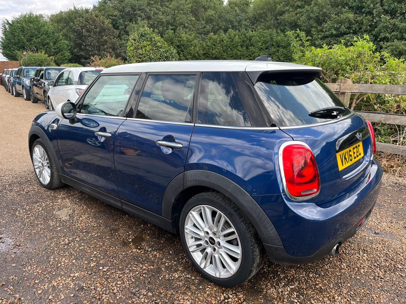 MINI Hatch