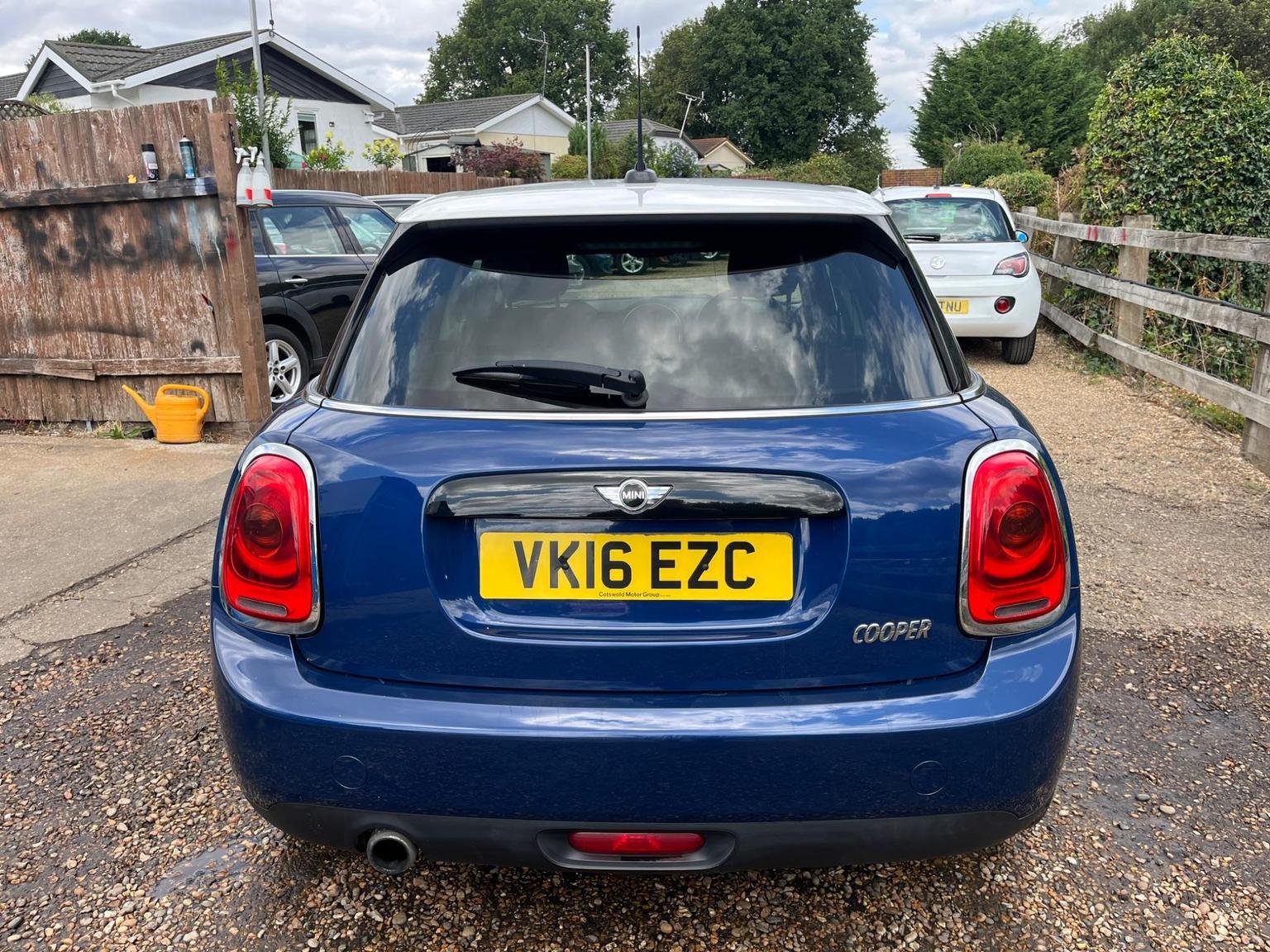 MINI Hatch