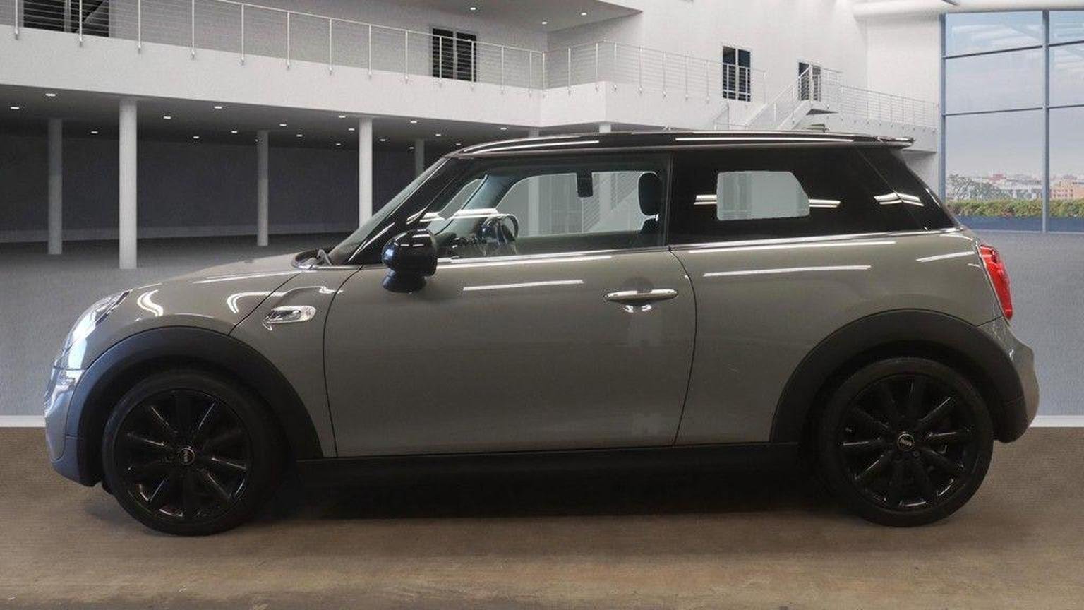 MINI Hatch