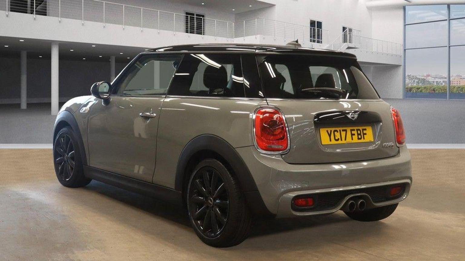 MINI Hatch