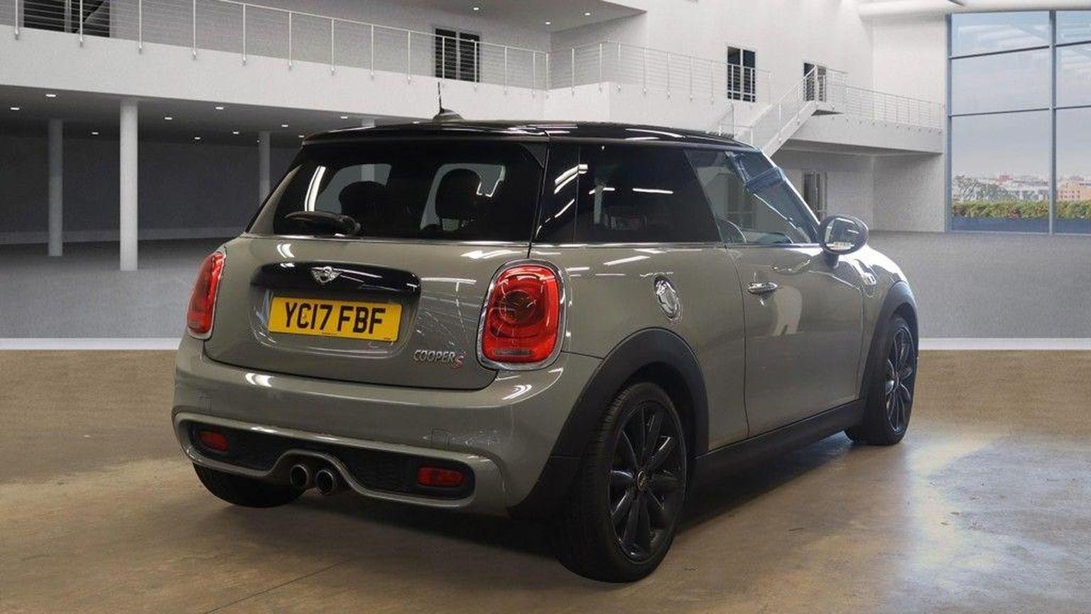 MINI Hatch