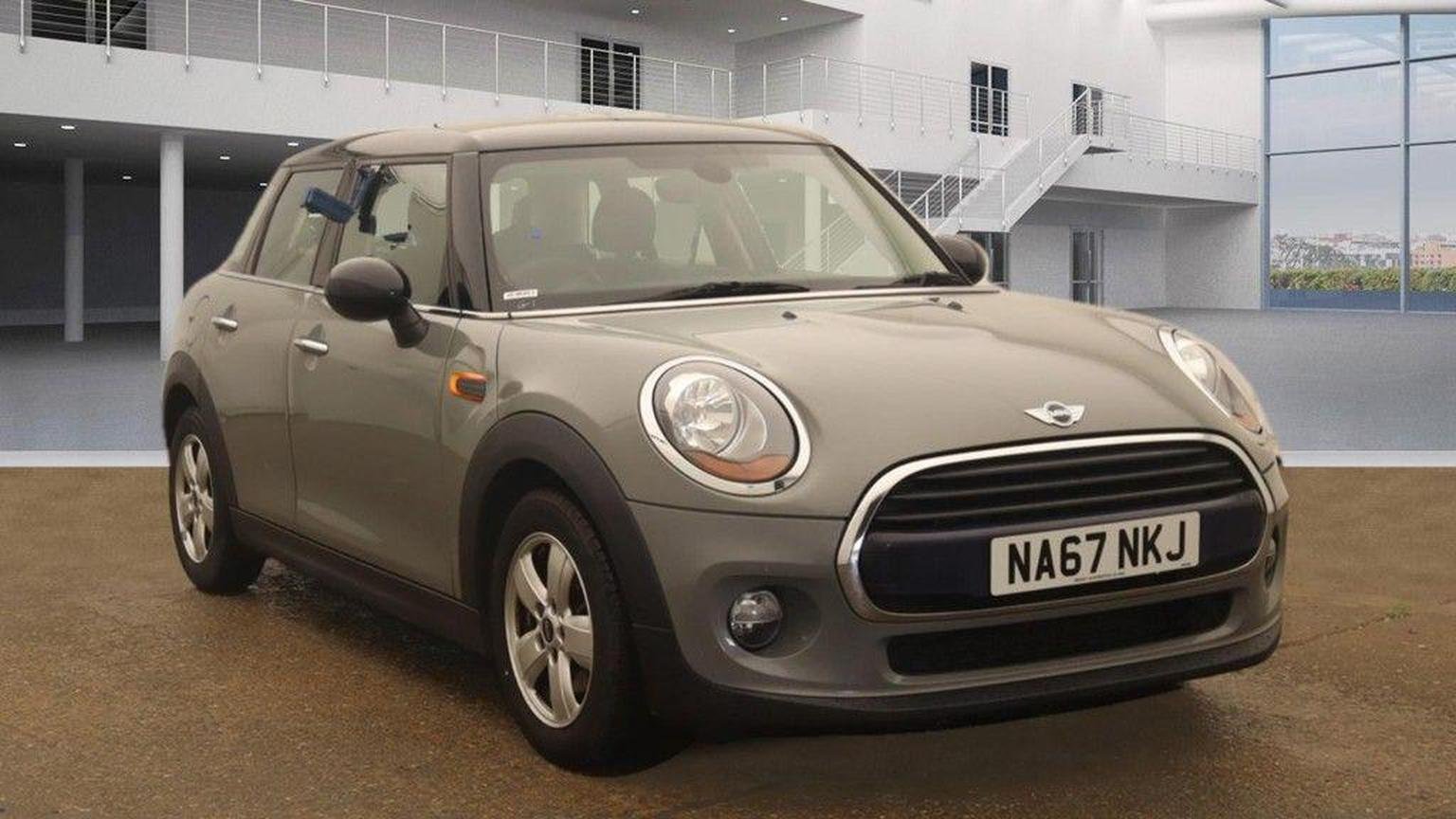 MINI Hatch