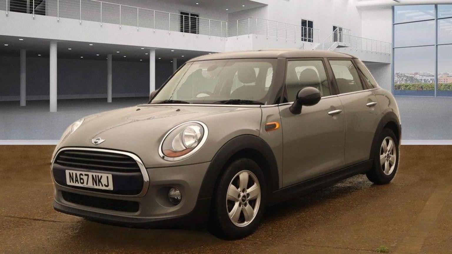 MINI Hatch