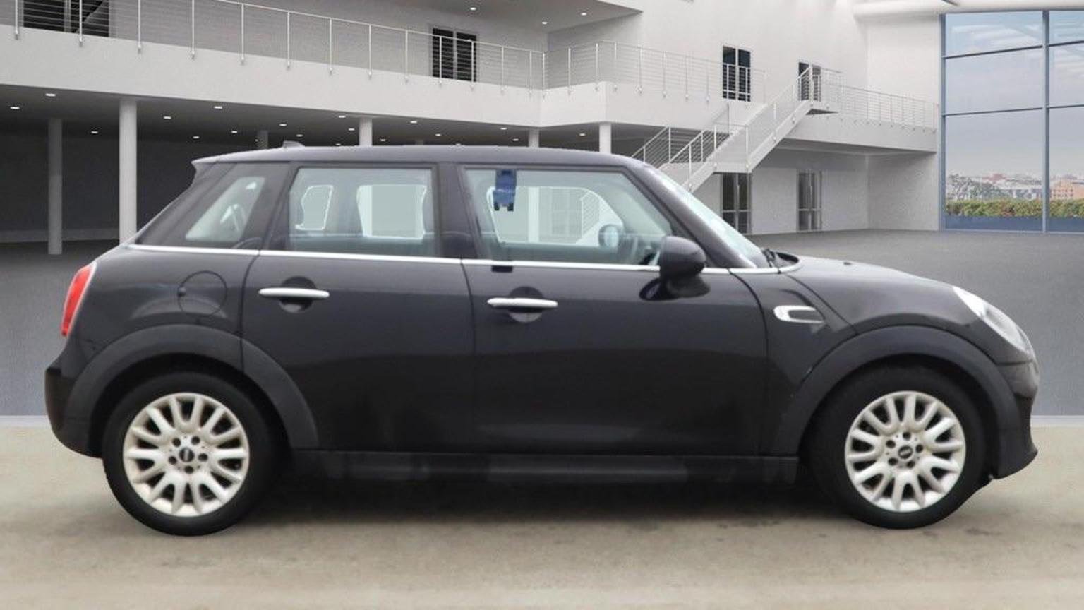 MINI Hatch