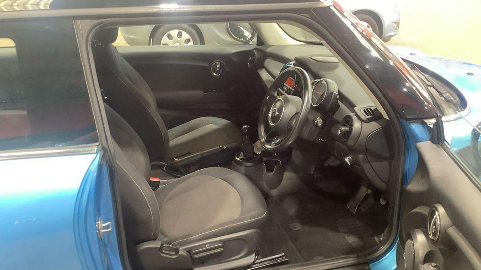 MINI Hatch