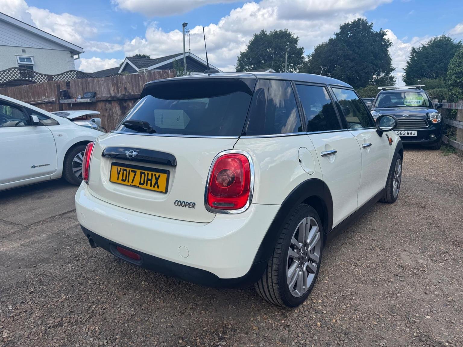 MINI Hatch