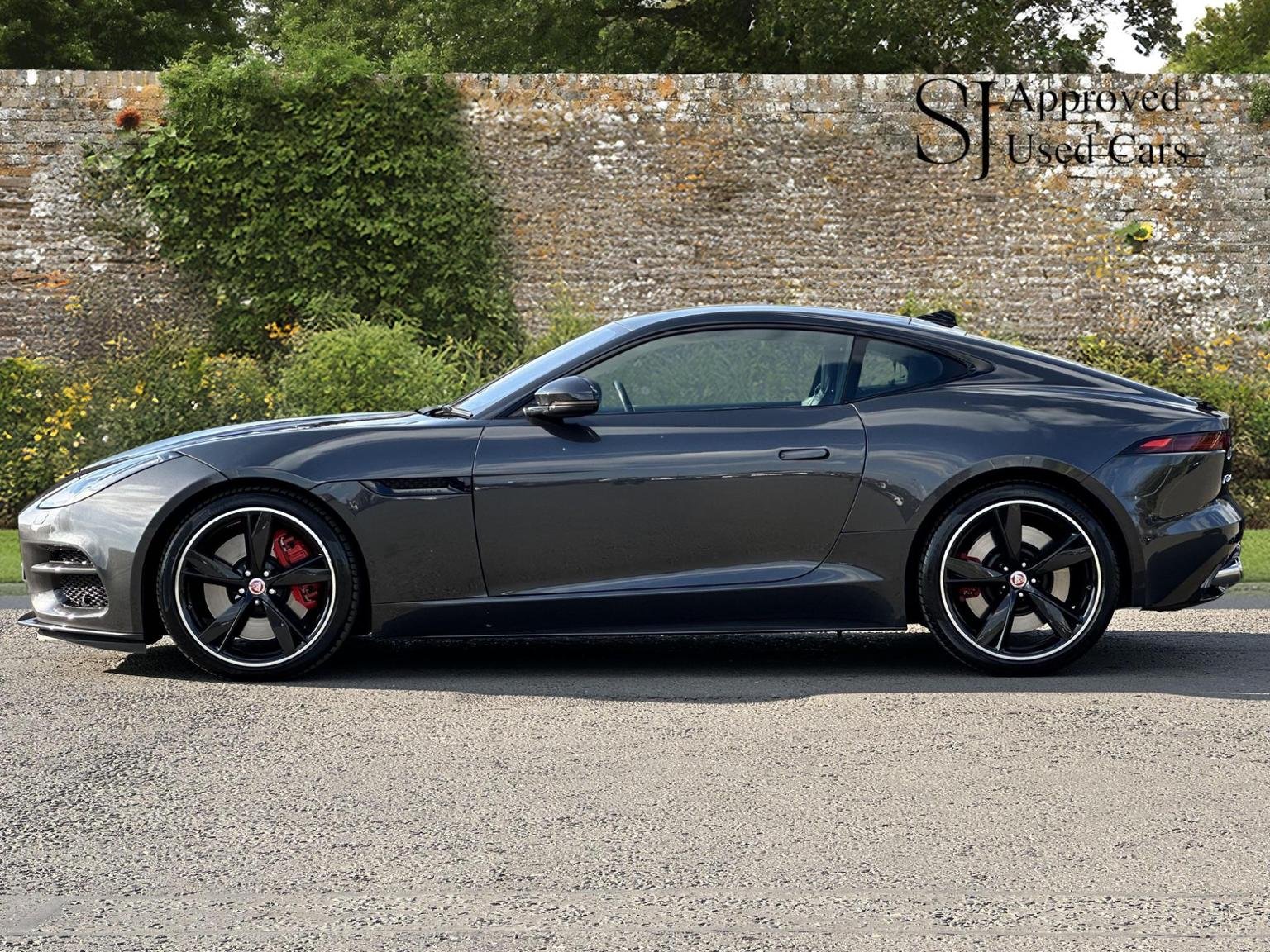 Jaguar F Type