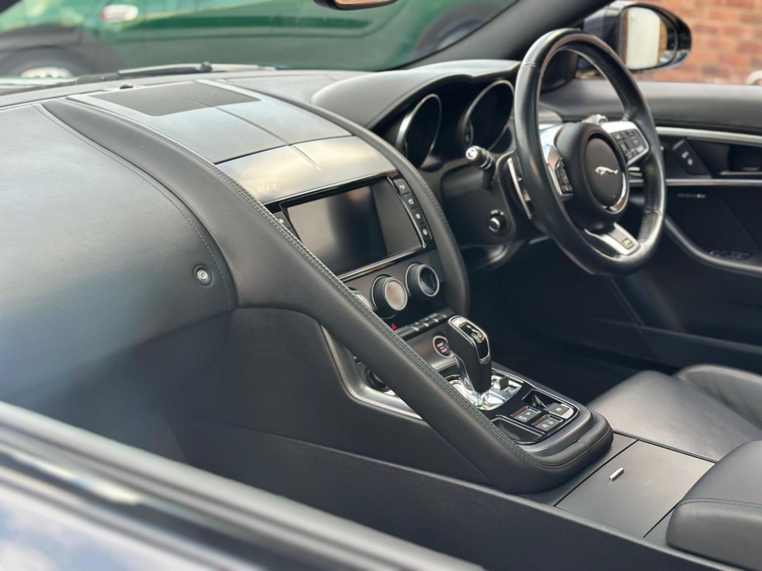 Jaguar F Type