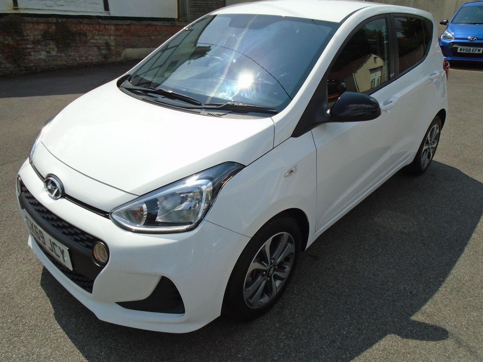 Hyundai i10