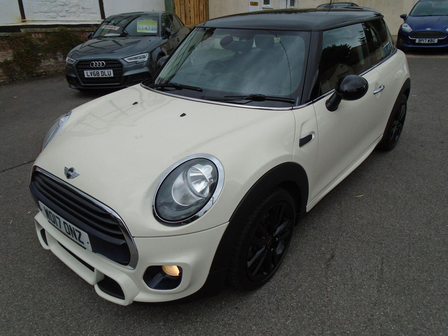 MINI Hatch