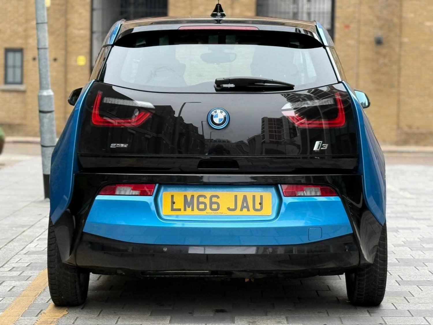 BMW i3