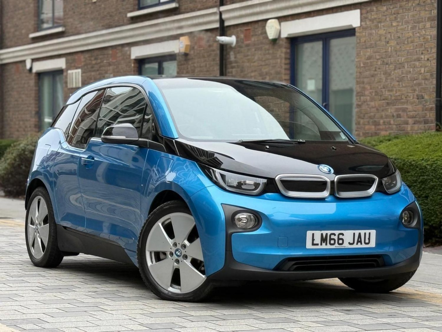 BMW i3