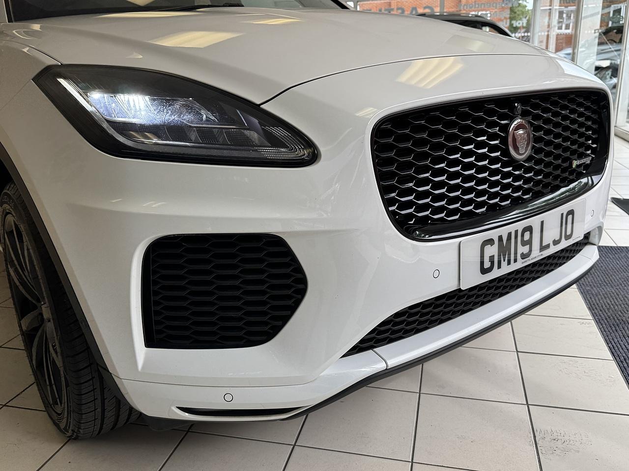 Jaguar E Pace