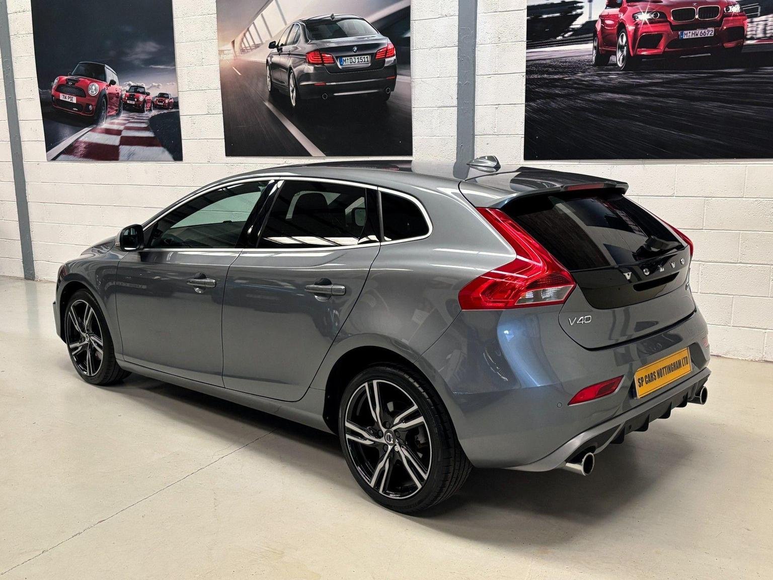 Volvo V40