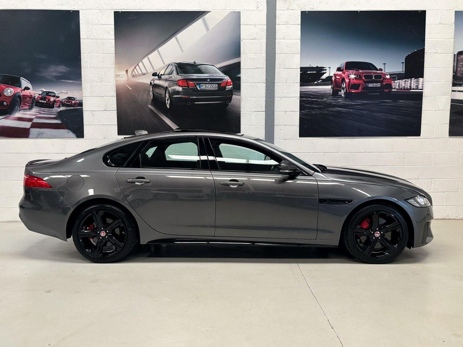 Jaguar XF