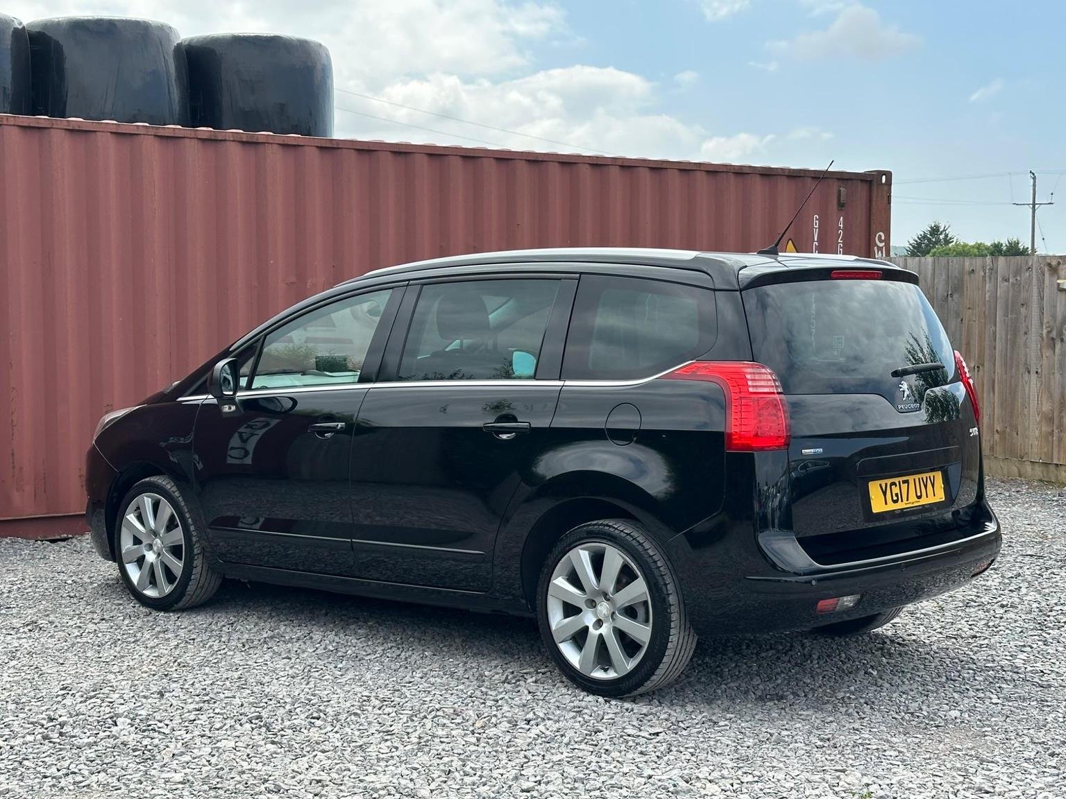 Peugeot 5008