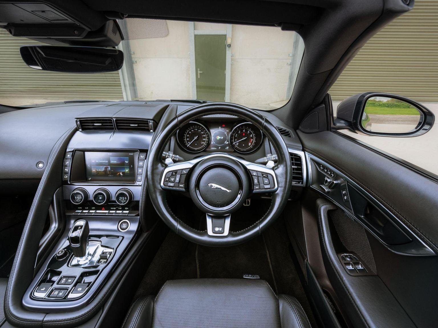 Jaguar F Type