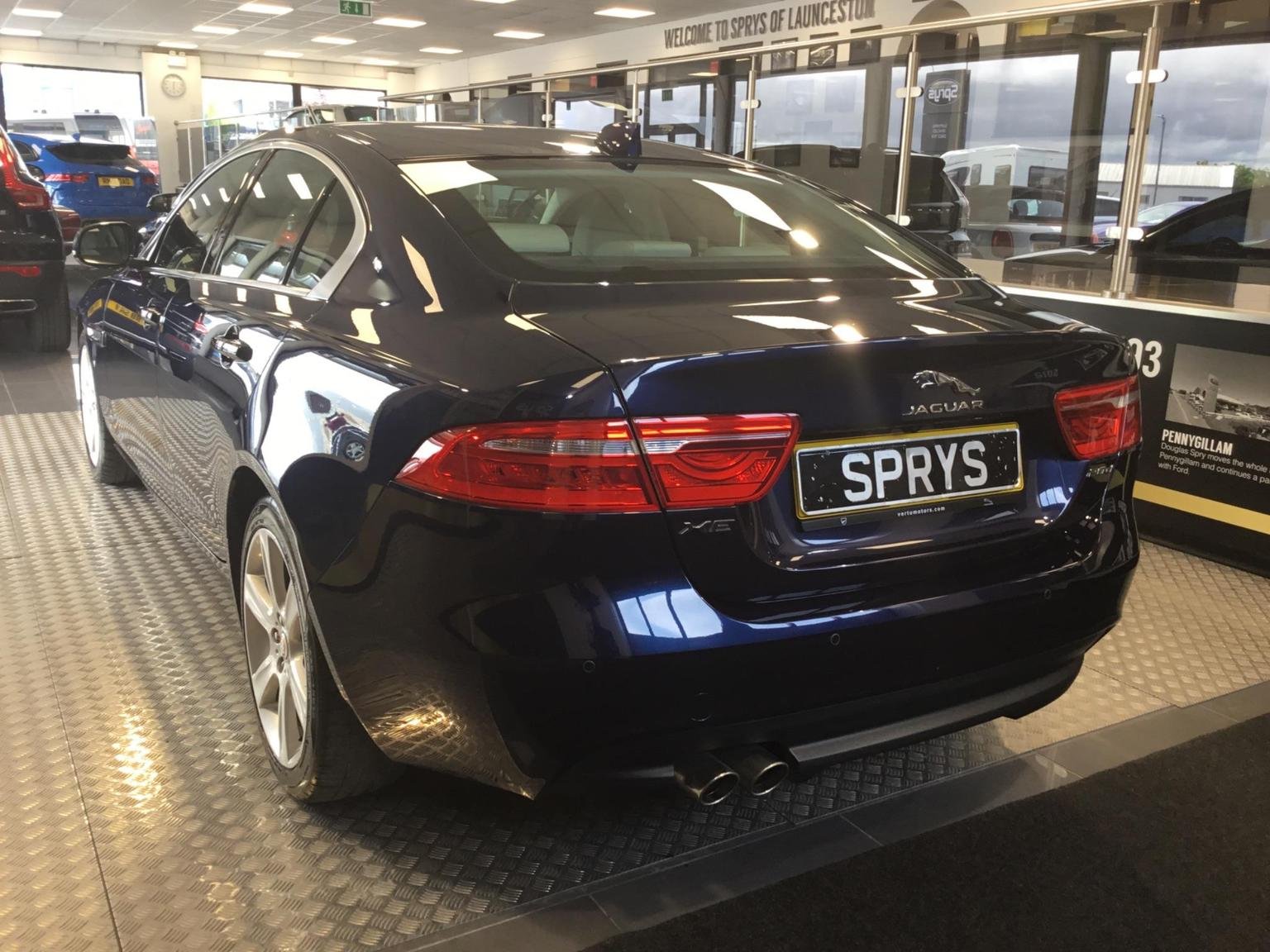 Jaguar XE