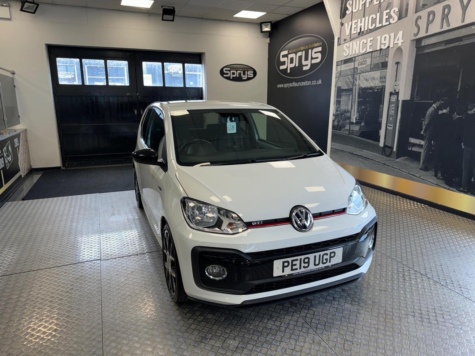 Volkswagen UP