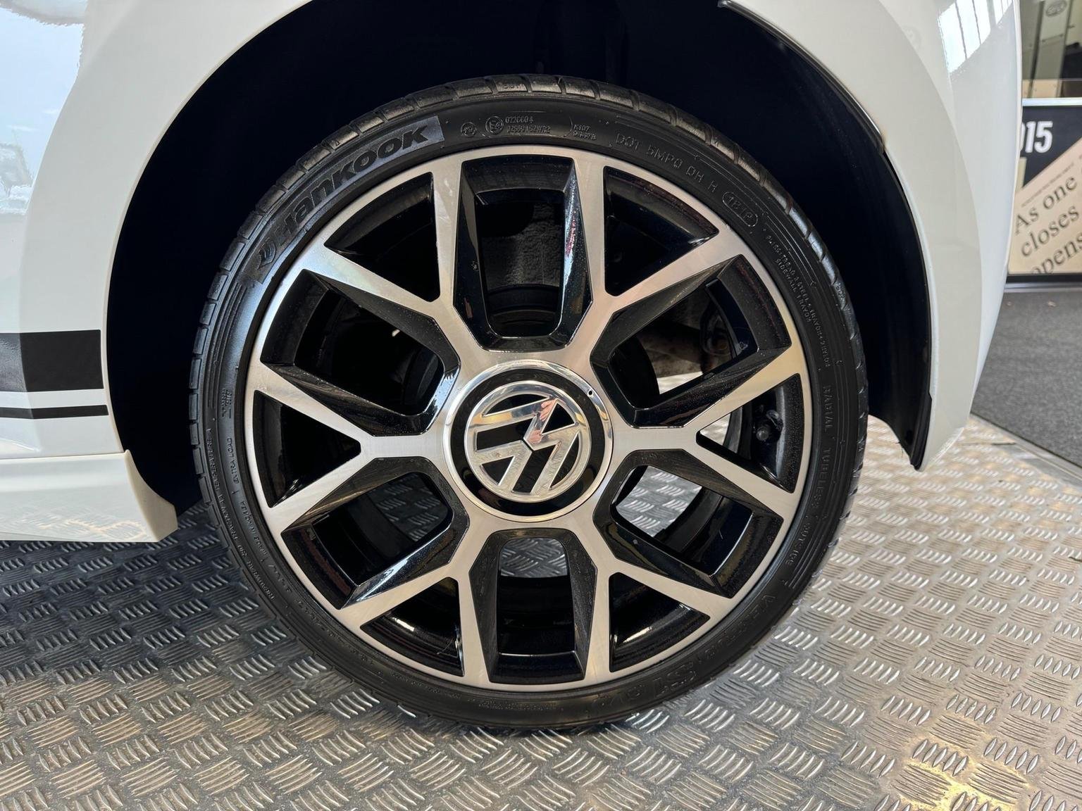 Volkswagen UP