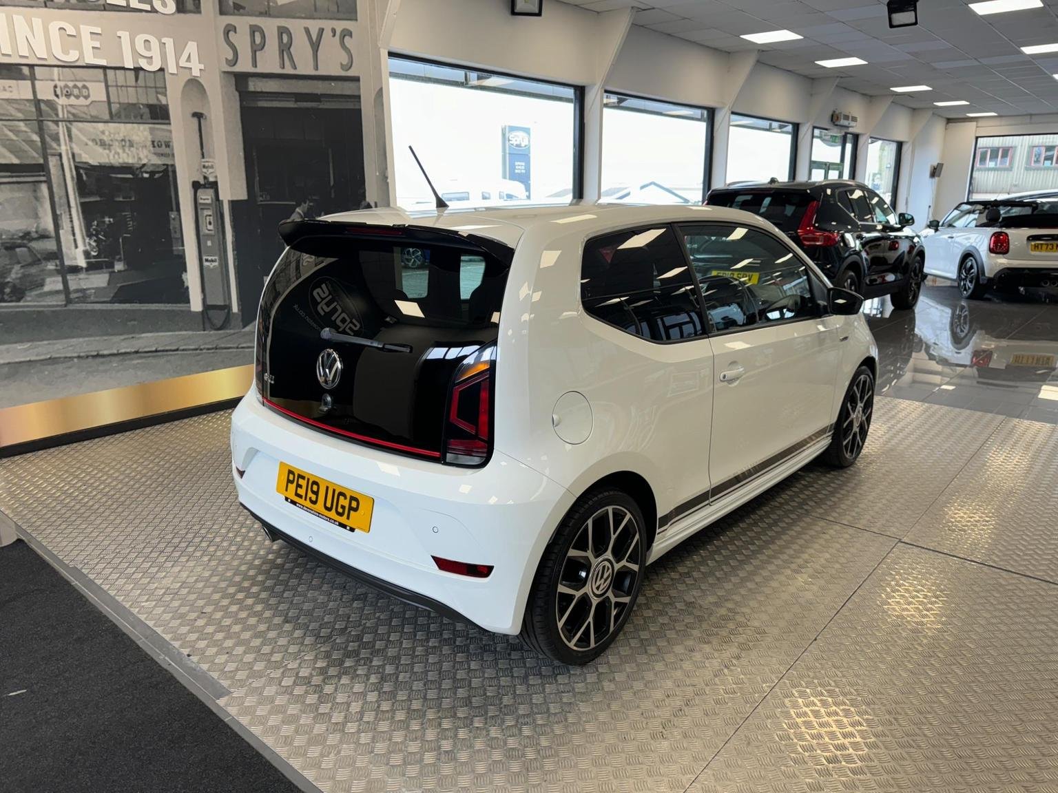 Volkswagen UP