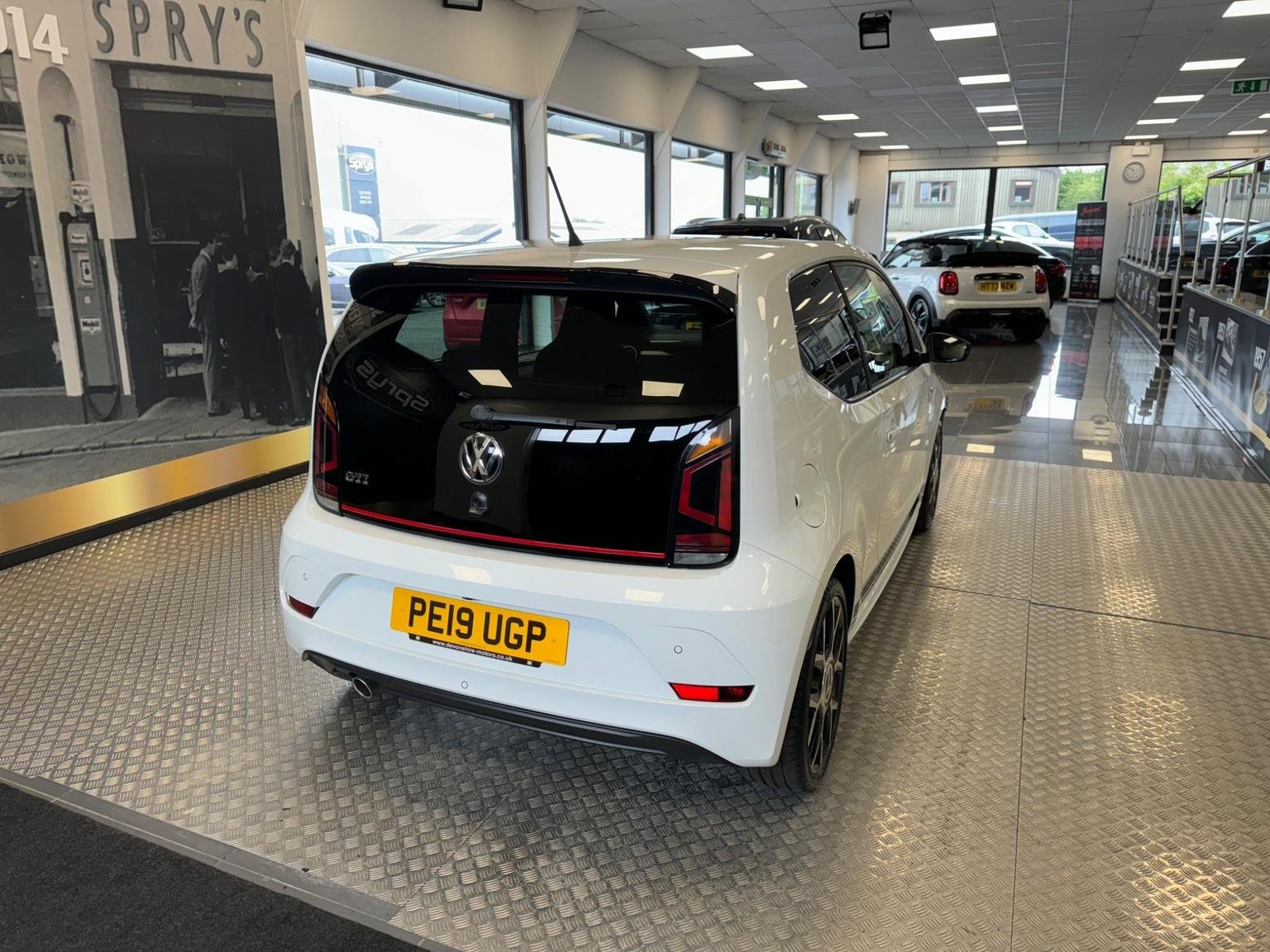 Volkswagen UP