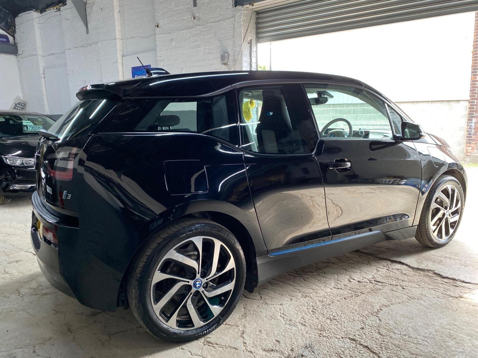BMW i3