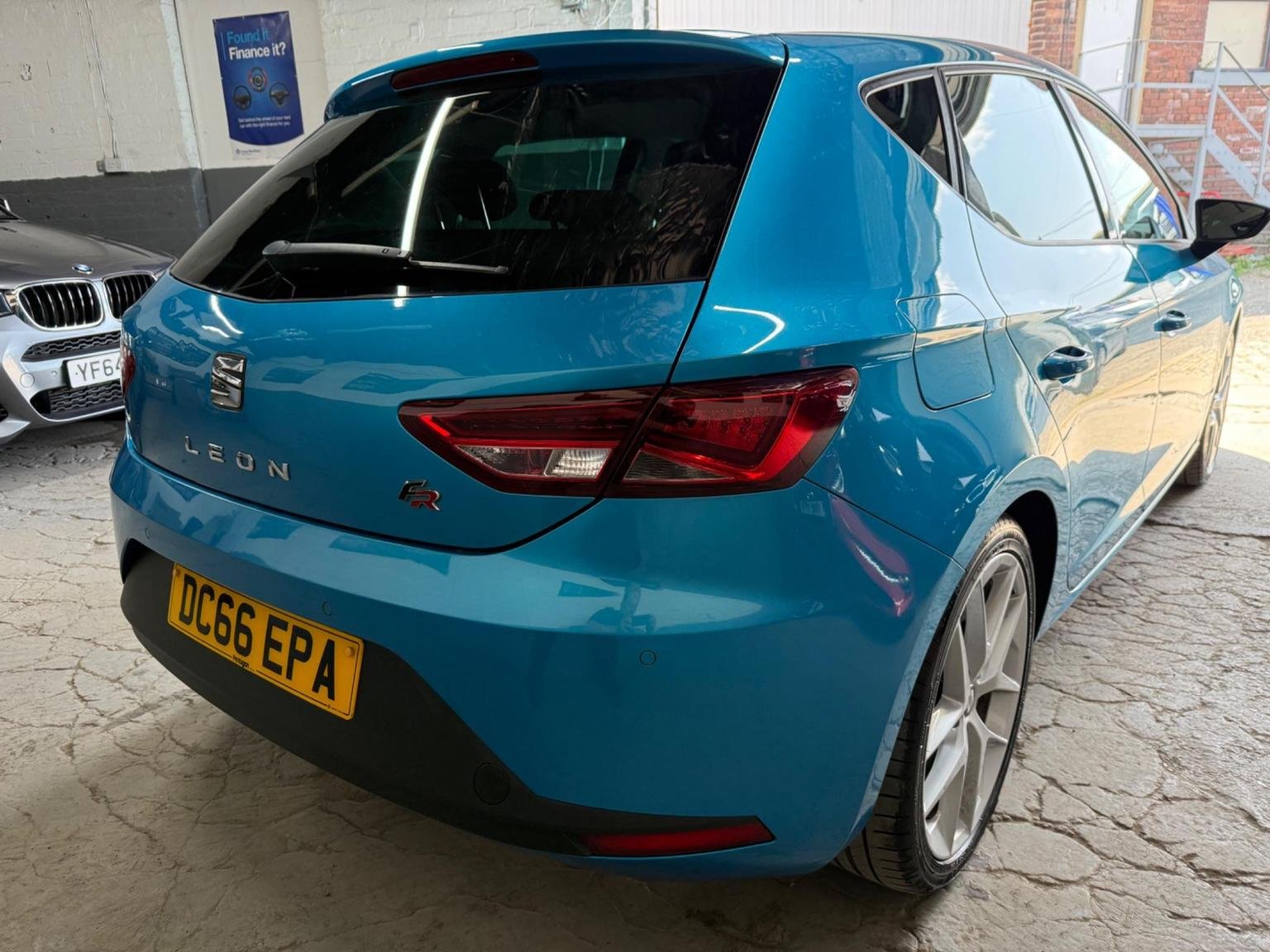 SEAT Leon
